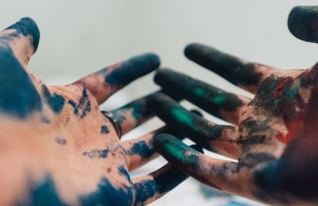 10 Ways Art Can Lift Your Spirits